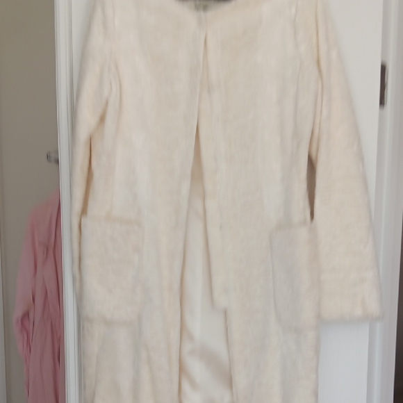 Ralph Lauren Double RL Cream Cape with Textured Fabric